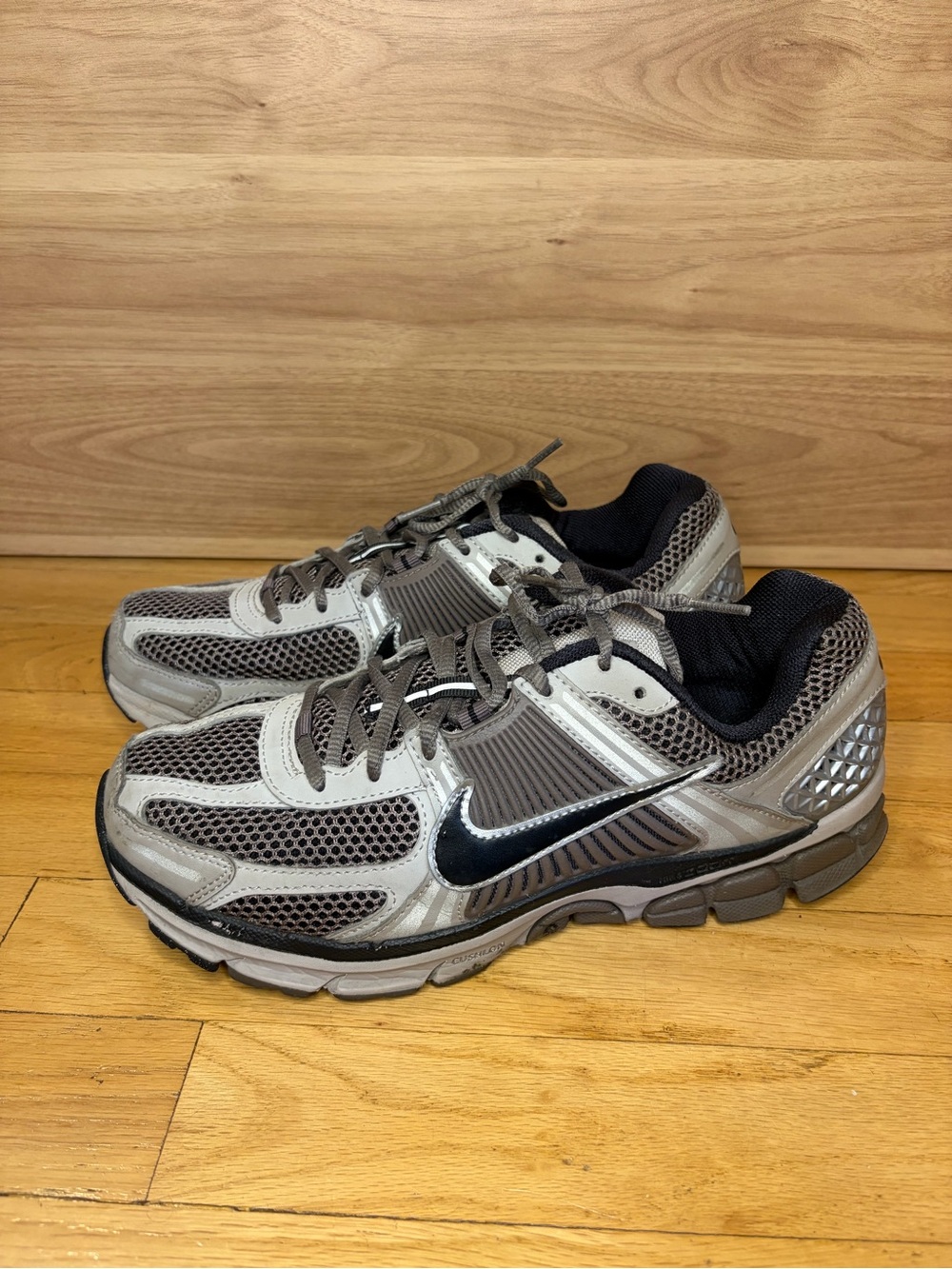 Nike Air Zoom Vomero 5 Men’s Sneakers in Grey - Size 9